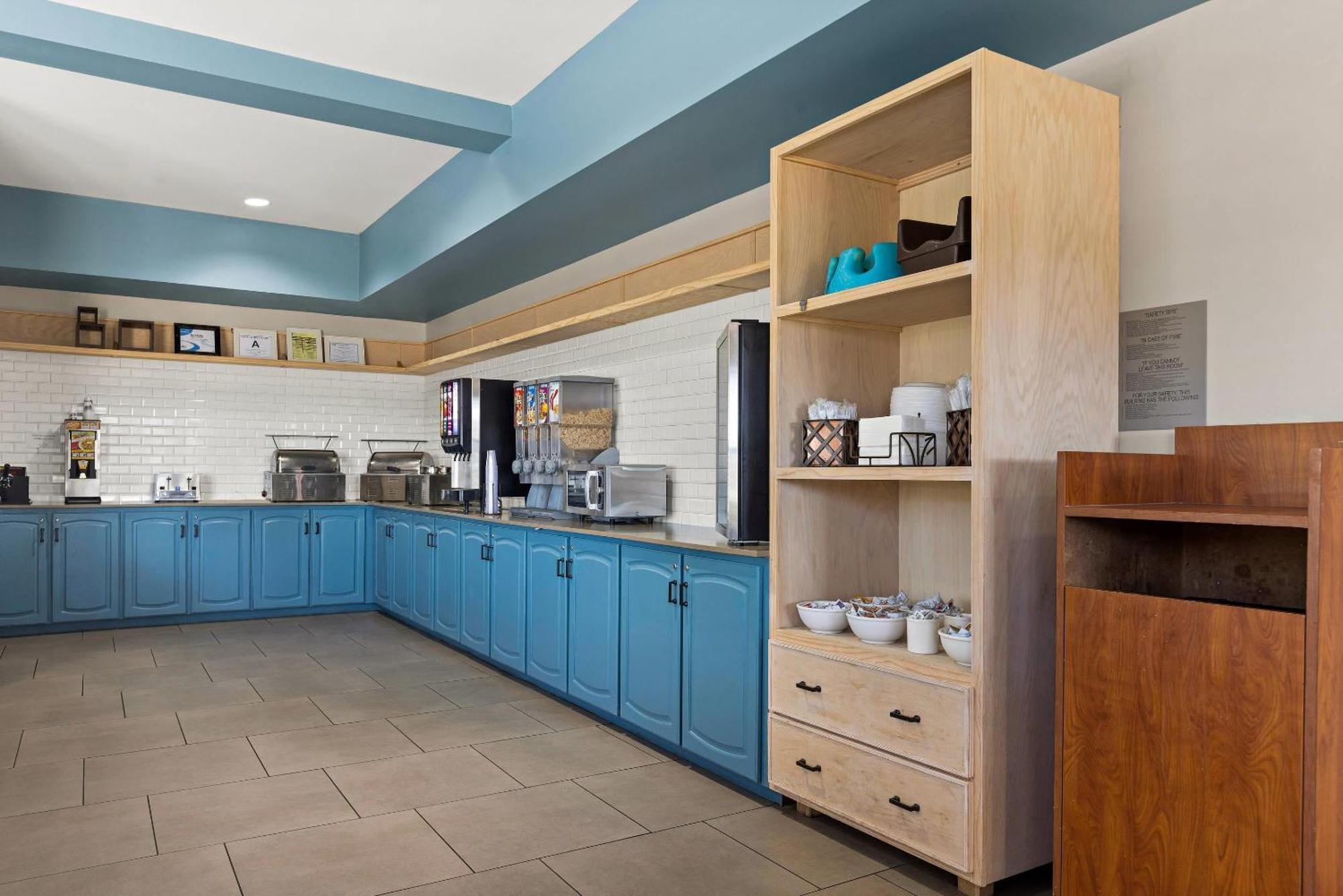 Country Inn & Suites By Radisson, Hinesville, Ga Εξωτερικό φωτογραφία